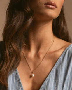 Collier Isabella 6 Collier Isabella -Aglaia 24 9a8990d8 7676 46a8 ae84 899aa076f07f