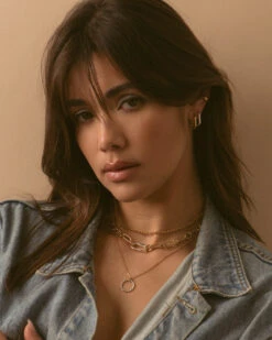 Collier Lucie 8 Collier Lucie -Aglaia Session studio 266 2 1f63fd94 0f37 4883 9f3c 8427f0c8072b