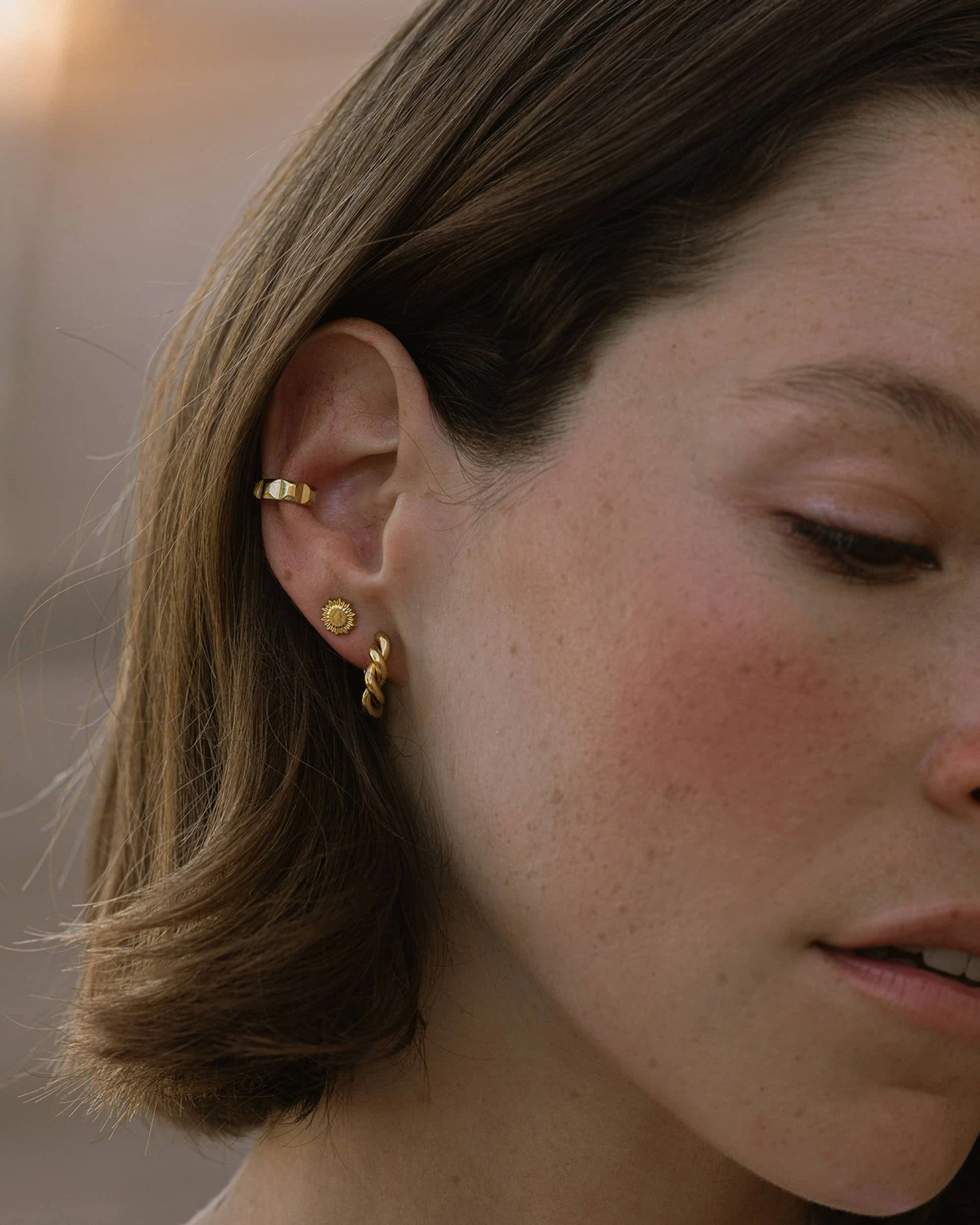 Mini Boucle D'oreille Lumineuse • Unité 4 Mini Boucle D'oreille Lumineuse • Unité – Image 2