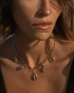 Collier Gloria -Aglaia collier mode tendance coquillage chaine summer bijoux pierre aquaprase mer